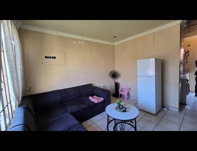 3 BEDROOM SECTIONAL TITLE FOR SALE IN ORMONDE